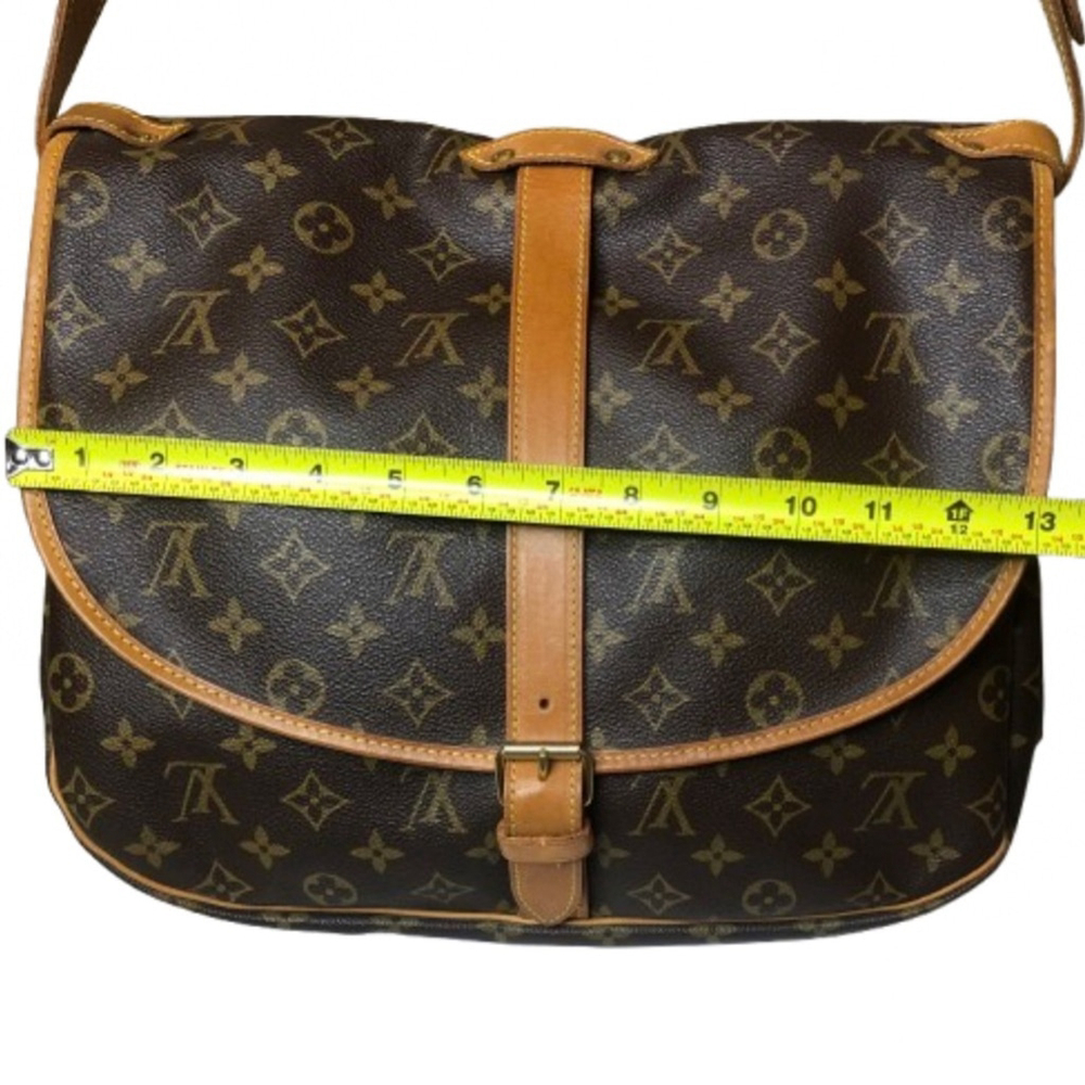 Authentic LOUIS VUITTON Saumur 35 Monogram Double Sided Messenger Bag - Picture 7 of 17